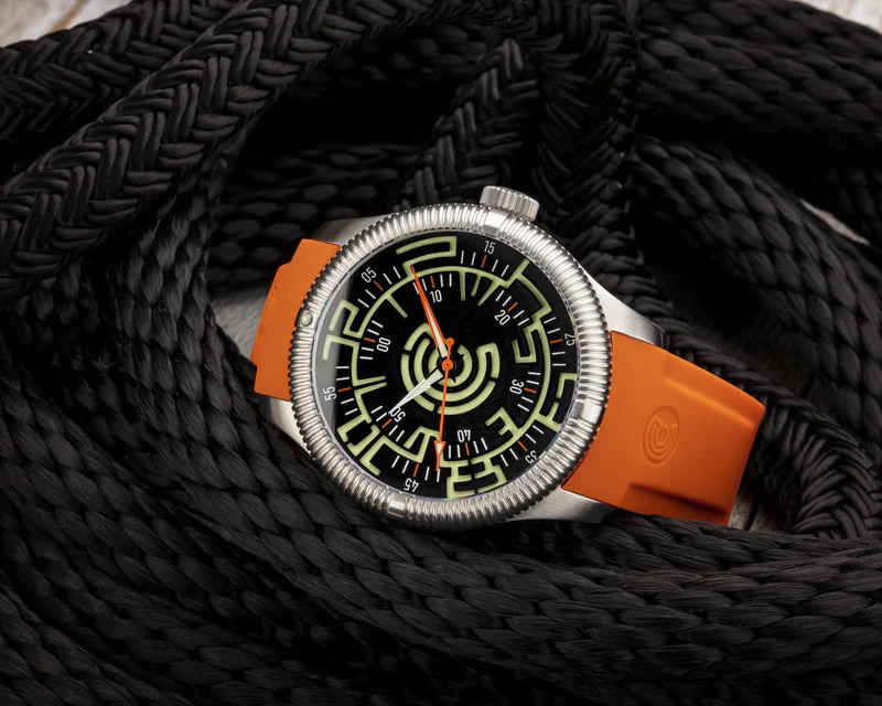 Why Do Lume Lovers Obsess Over a Dial That Glows All Night?