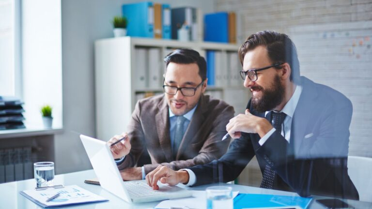 Corporate Sales Training: Equip Your Team with Skills That Drive Long-Term Success