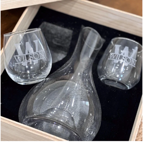 How to Choose the Perfect Personalized Gifts for Engagement