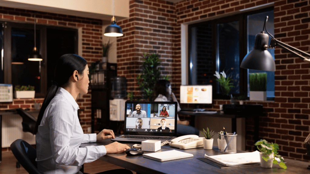 Hybrid Work Platforms Shaping Employee Engagement Challenges