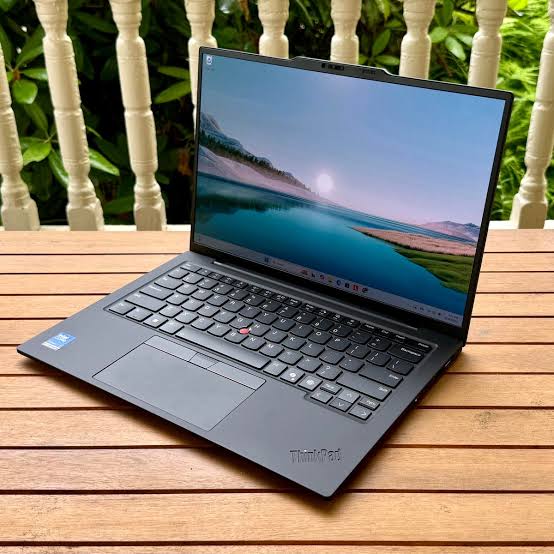 ThinkPad X1 Carbon Gen 13: Full Review 2026