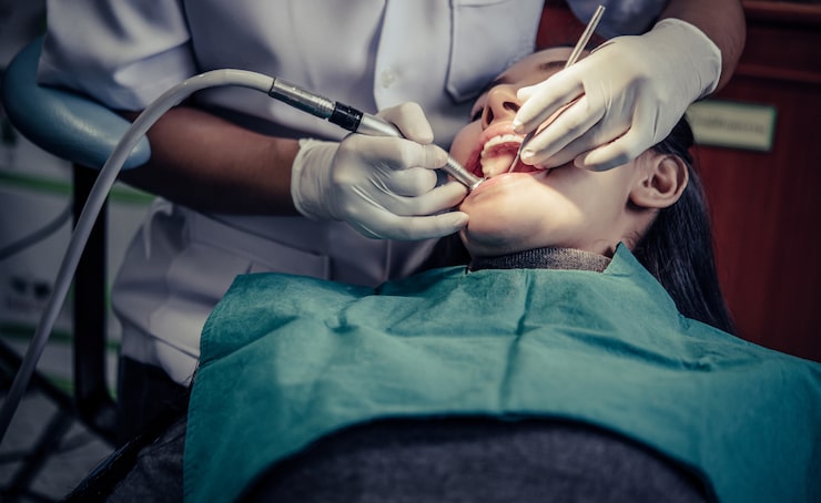 How Bone Density Influences the Choice Between All-on-4 and All-on-6