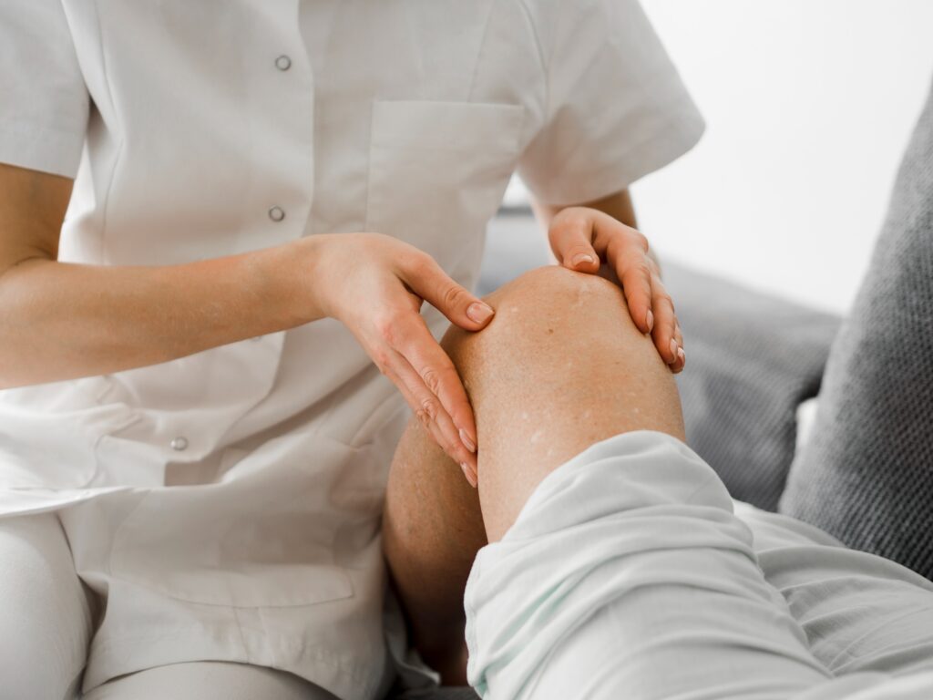 How Do Doctors Decide If You Need Robotic Knee Replacement? A Complete Guide