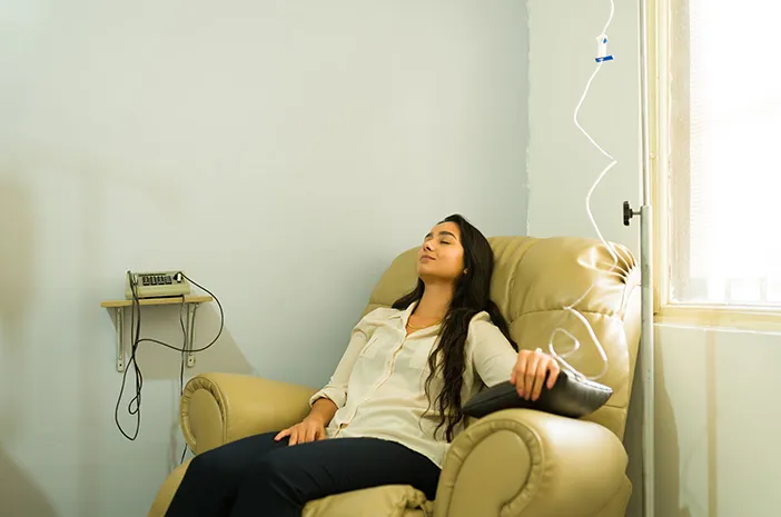 Hydration Therapy Through Hangover IV Drips
