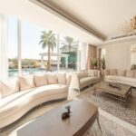 Luxury Villa Interior Design Solutions: Creating Elegant and Personalized Living Spaces