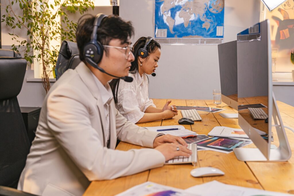 Important Tips to Help You Choose the Best Call Center Services for the Telecom Industry & Ensure Satisfactory Customer Engagement for Superior CX