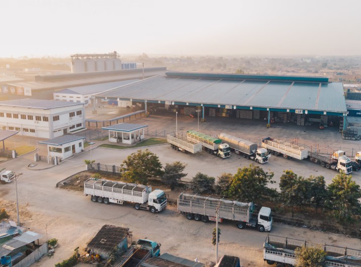 Finding Reliable Semi Truck Parking and Secure Storage Solutions in Texas