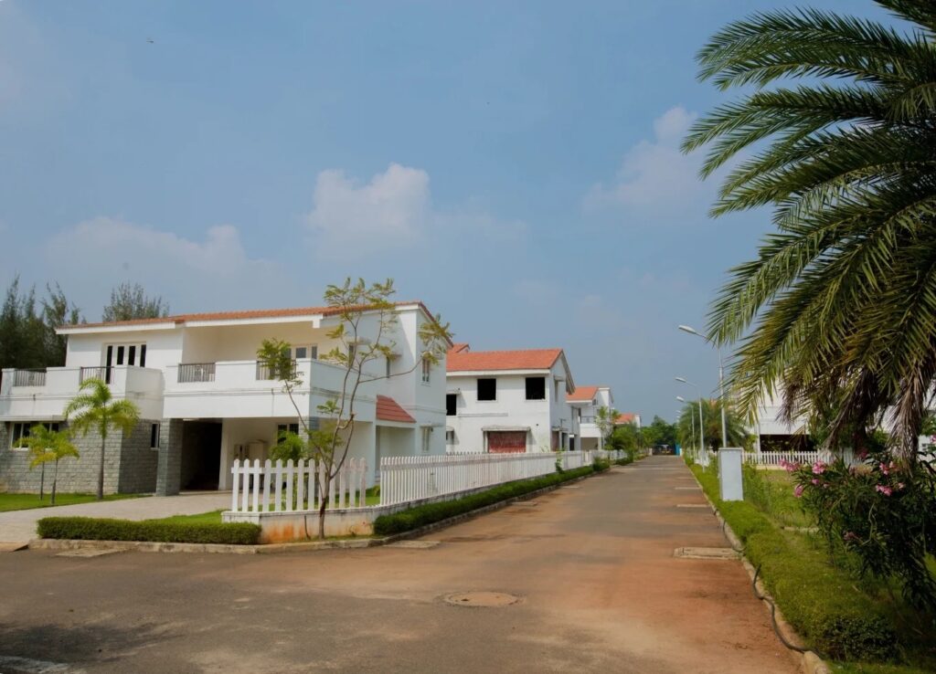 How to Choose the Best Among Good Family Resorts in ECR Chennai