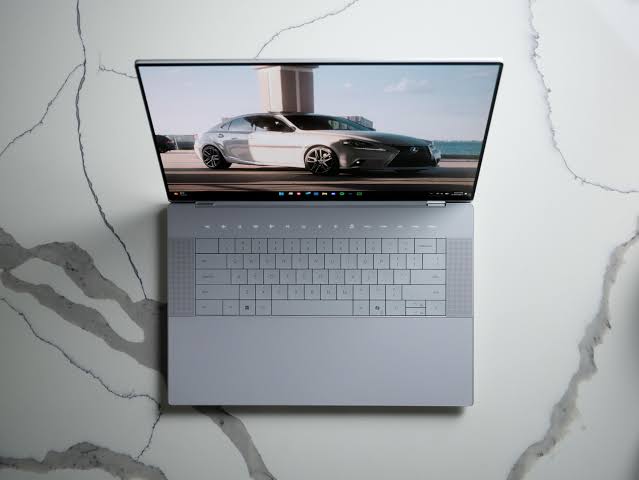 Dell XPS 16 9640 Review: Power Meets Design