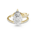 Statement Rings: Bold Elegance That Makes Every Look Unforgettable