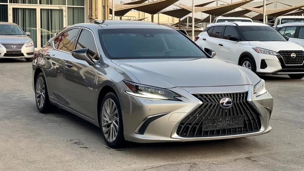 What Makes Lexus Export from Dubai More Affordable Than Local Markets?