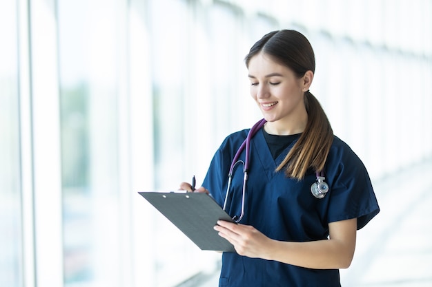 Is Nurse Assistant Training in Queens the Right Career Choice for You?