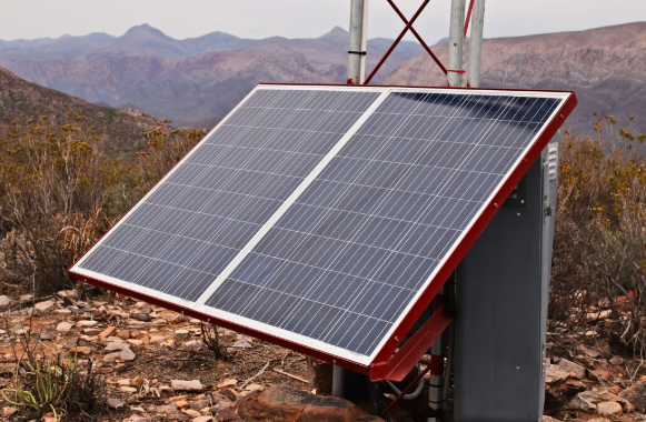 How Do Commercial Solar Installations Support Energy Resilience for Critical Business Operations?