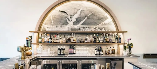 Restaurant in Linden Hills: Exceptional Neighborhood Dining Experience