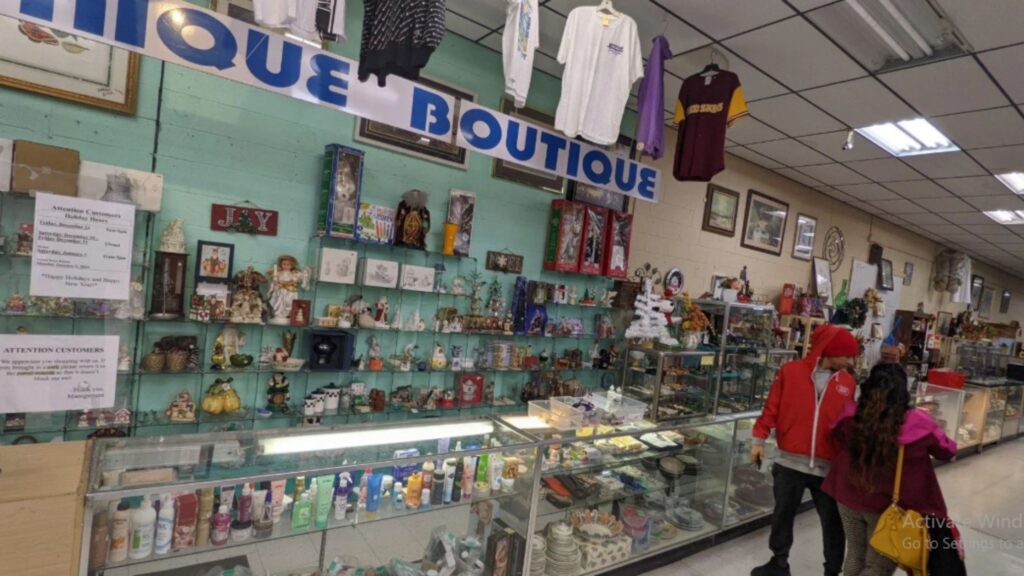 Why Do Norfolk Shoppers Keep Coming Back to Their Favorite Thrift Store?