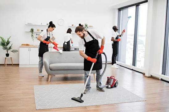 How a Professional Office Cleaning Company Improves Workplace Performance