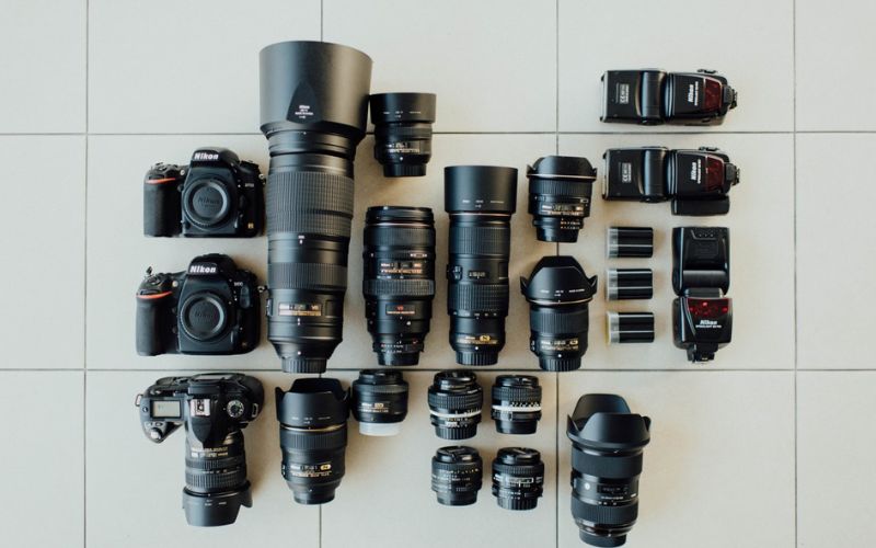 What are the common types of cases that private investigators in Wyoming handle?