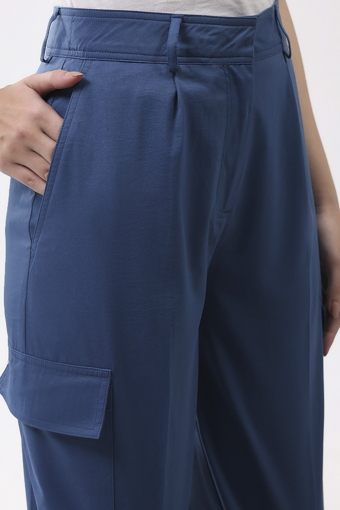 Amiiga Women Blue Twill Lycra Cargo Pants