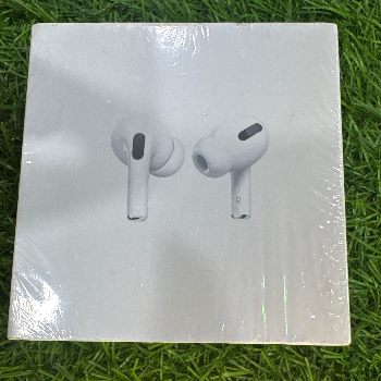 Discover How AirPods Pro 1st Copy Transforms Your Daily Life: A Tale of Convenience and Style