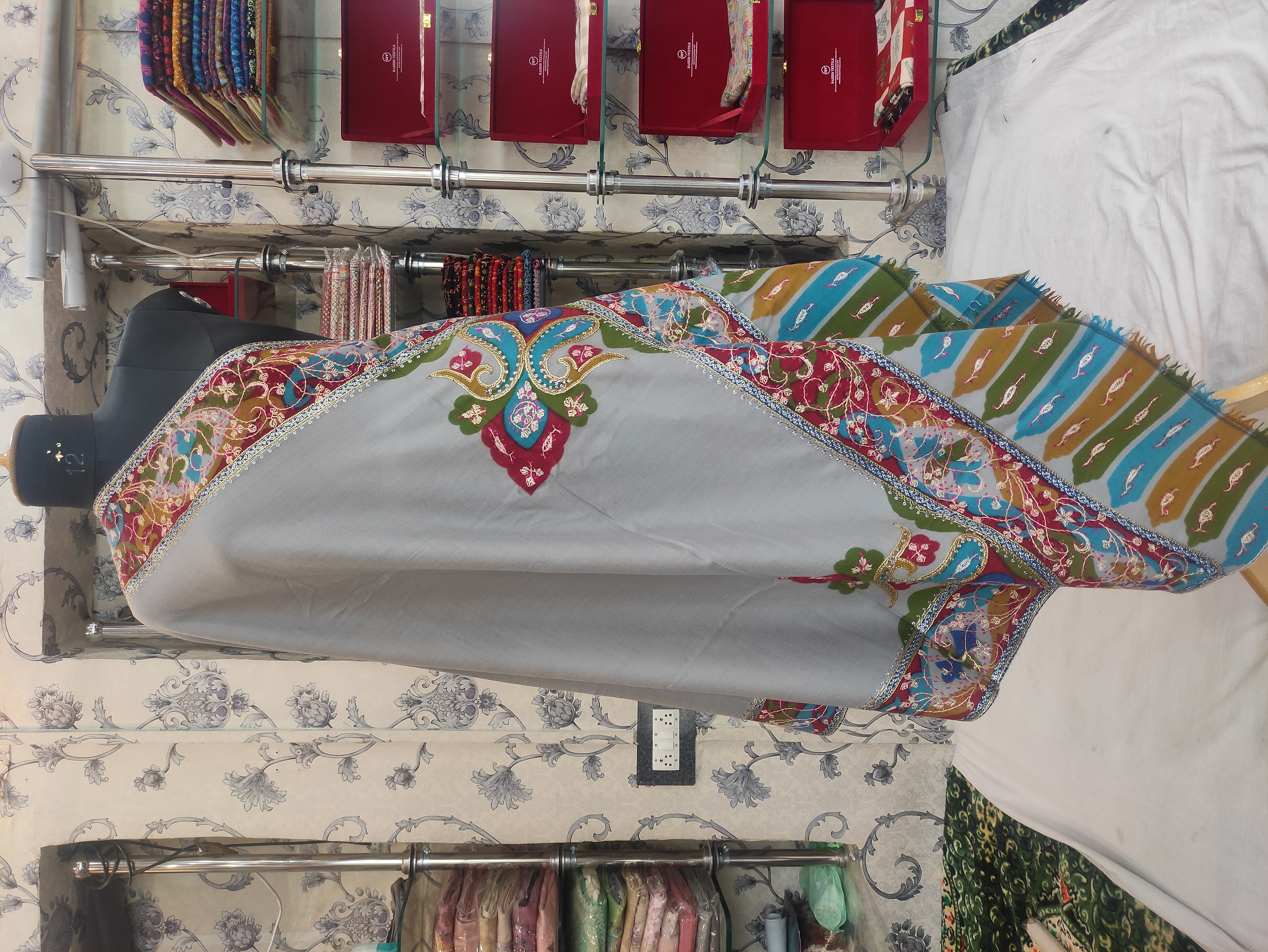 Embracing Elegance: How the Bridal Wear Shawl Transforms Your Special Day