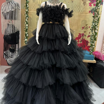 Trupti Fashion: Designer Boutique Offering Pre-Wedding Dress on Rent in Pune