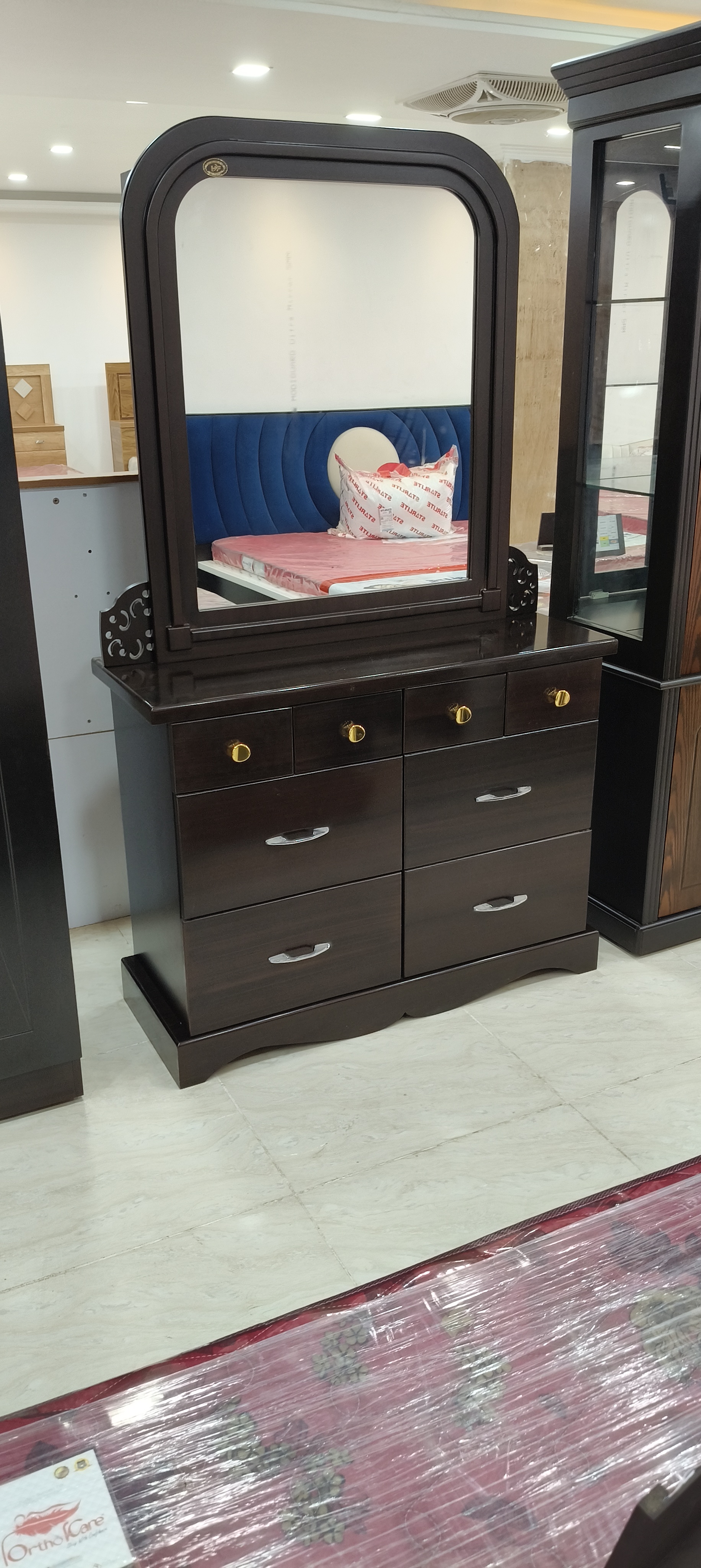 Transform Your Space: The Perfect Dressing Table for Modern Indian Homes