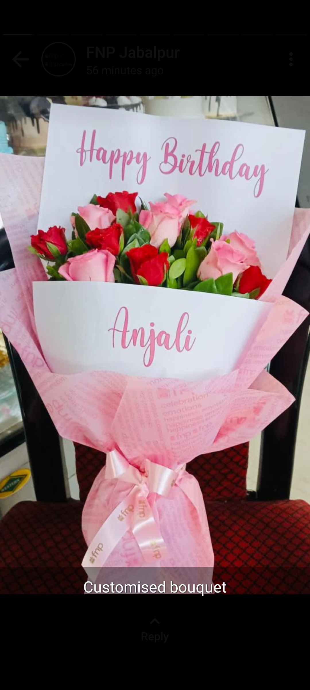 A Heartfelt Gesture: How Personalized Rose Bouquets Solve the Dilemma of Meaningful Gifting
