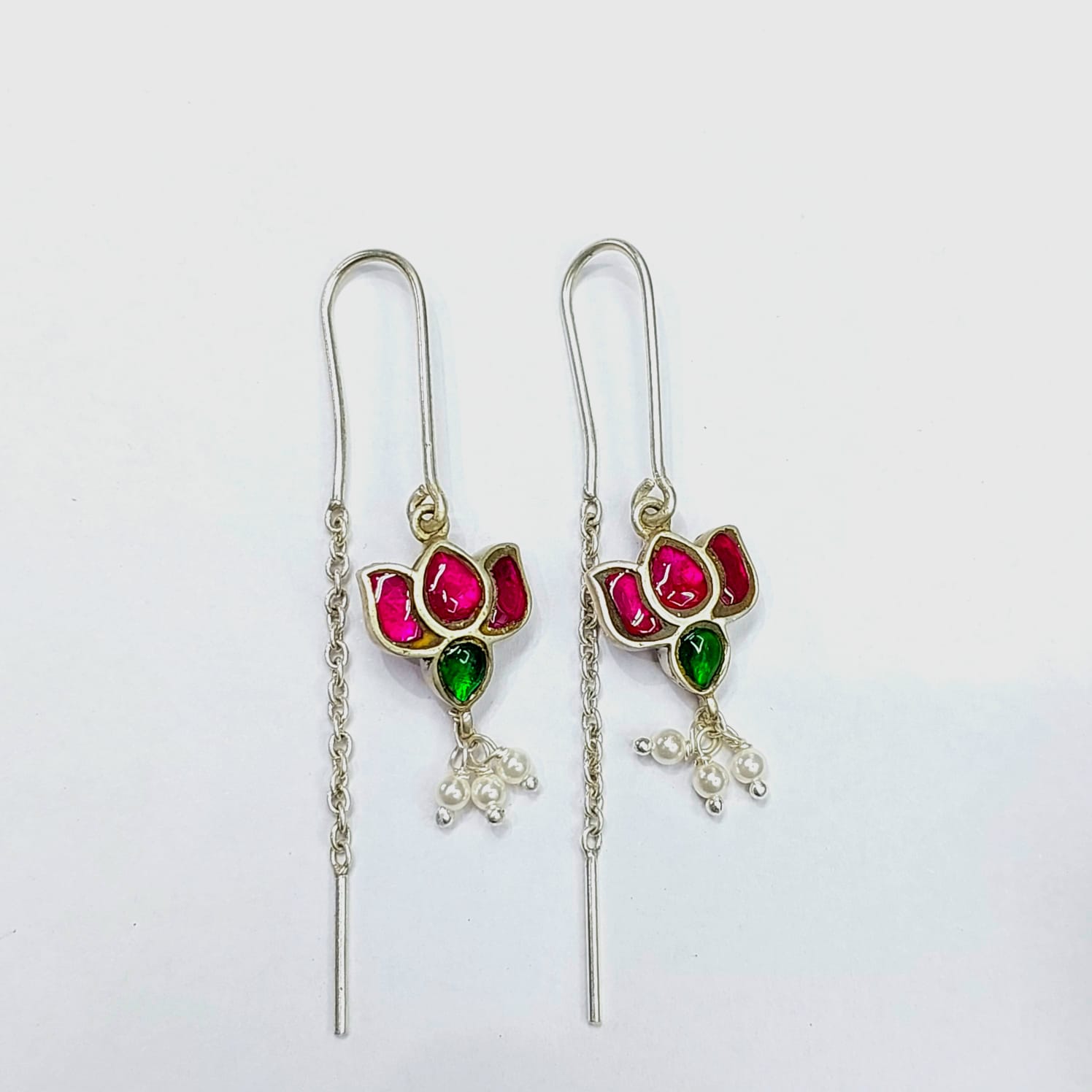 Discover the Elegance of Earrings: A Jewel for Every Occasion