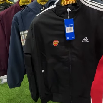 Conquer the Track: The Ultimate Training Jacket for Every Indian Athlete