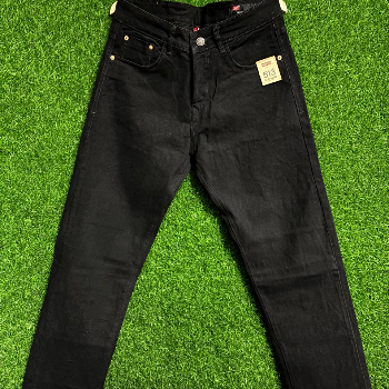 The Perfect Pair: How Levi’s Black Jeans Transformed Rohan's Style and Confidence