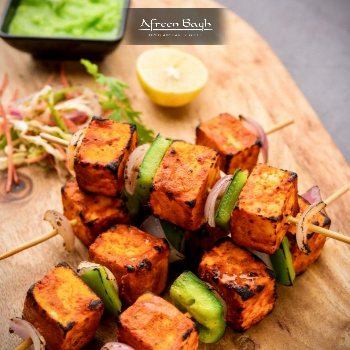 Paneer Tikka Delight: Solving Meera’s Dinner Dilemma