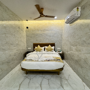 Escape the Chaos: Discover Serenity with Deluxe AC Rooms