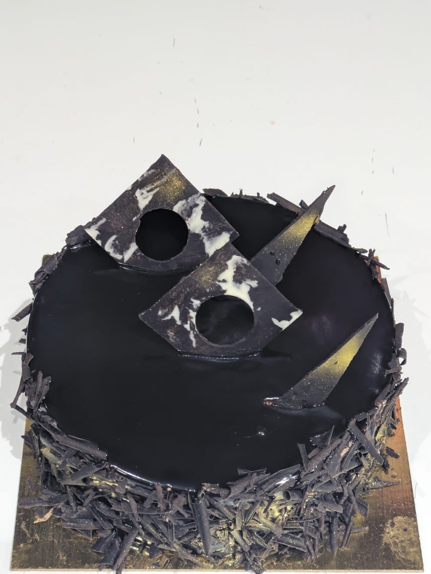 A Sweet Solution: How Chocolate Flex Cake Brings Joy to Celebrations