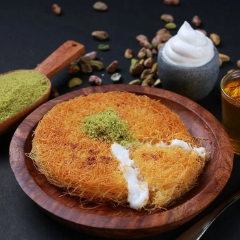 Indulge in Kunafa with Ice Cream: The Perfect Dessert for Every Occasion
