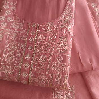 Embrace Tradition with a Modern Twist: The Unstitched Suit That Solves Your Wardrobe Dilemmas