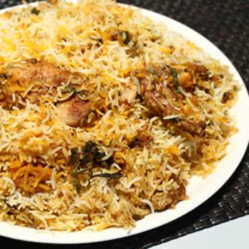 Savoring Tradition: How Hyderabadi Dum Biryani Solves Meera's Culinary Dilemma