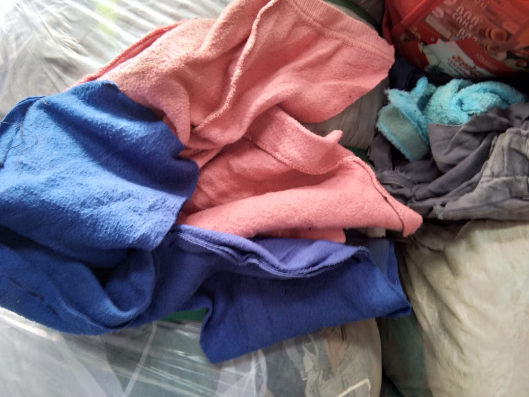 The Unsung Hero of Comfort: How Sharda Enterprise’s Sweatshirt Transforms Lives