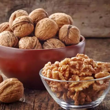 The Secret to a Healthier Lifestyle: Discovering the Magic of Walnuts