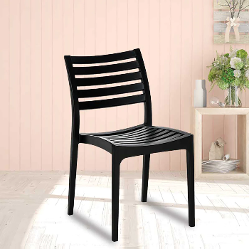 Transforming Spaces: How the CHR-0205 Chair Solves Office Blues