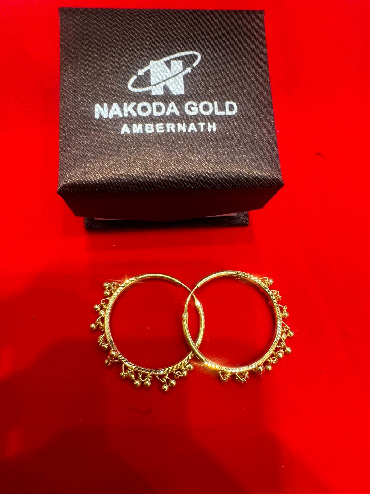 Embracing Elegance: How Gold Earrings Became Meera’s Confidence Booster