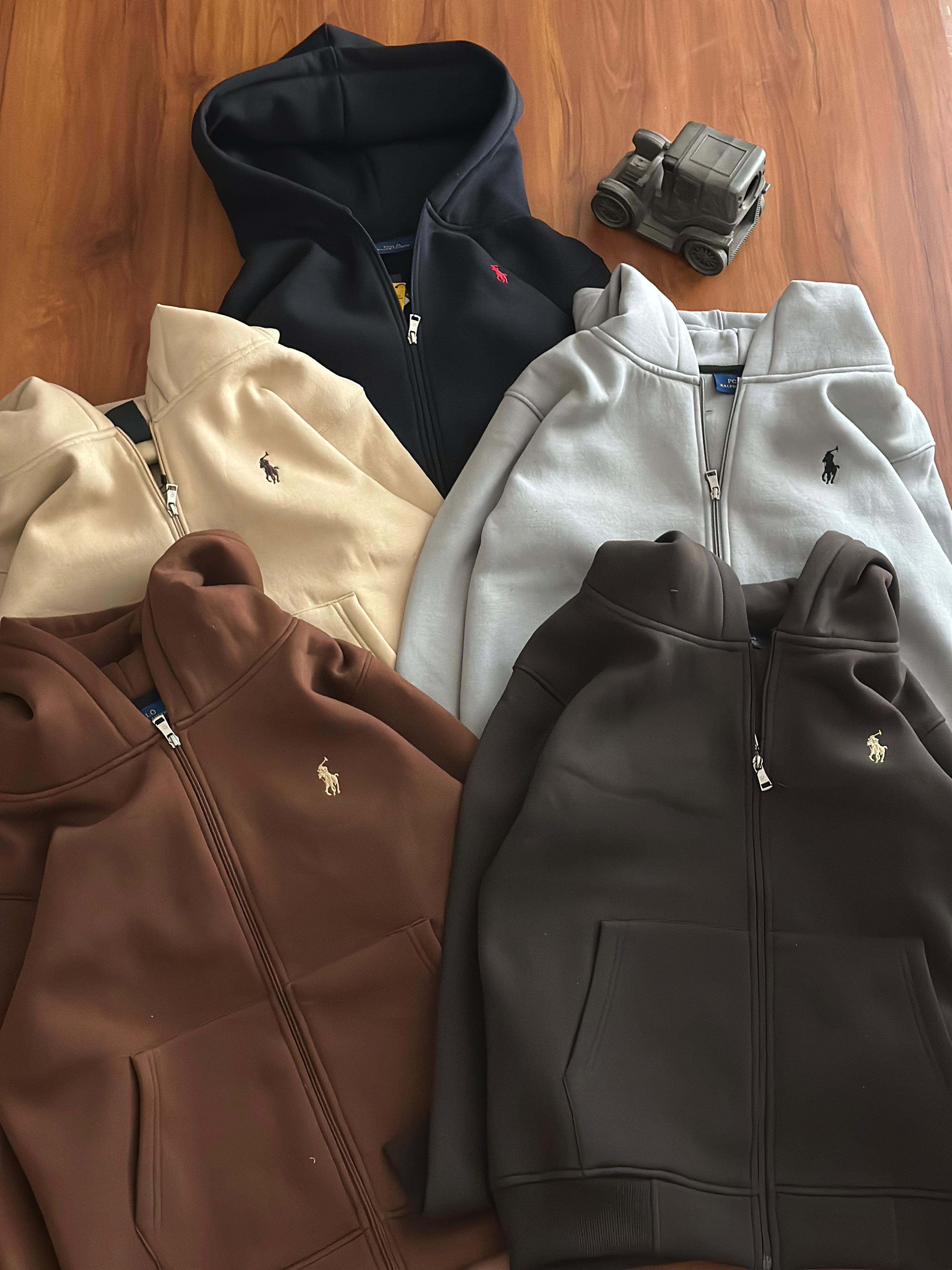 The Perfect Blend of Style and Comfort: Discover the Ideal Polo Hoodie for Every Occasion