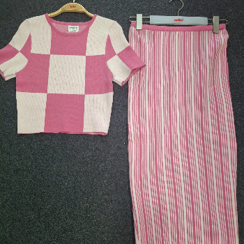 Embrace Elegance: How Pink Poppy's Crop Top & Long Skirt Can Transform Your Special Occasion