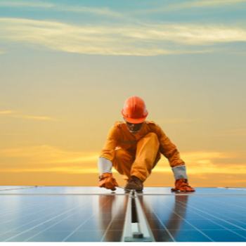 Empowering India with Solar: Waaree Certified Technicians at Your Service