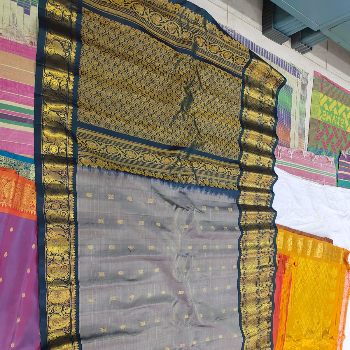 Embrace Tradition with Elegance: The Tale of Gadwall Sarees