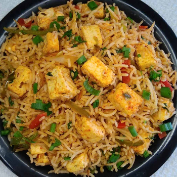 Savor the Flavors: How Paneer Fried Rice Solves Dinner Dilemmas for the Busy Indian Professional