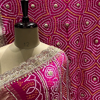 Reviving Elegance: How Saaree-1 Transforms Traditional Indian Fashion