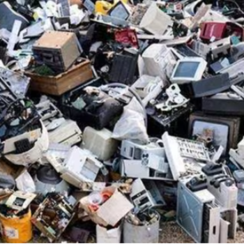 Transforming Waste to Wealth: How Smart Kabadi is Revolutionizing E-Waste Management