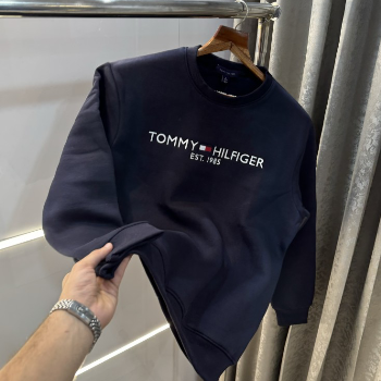 Embrace Comfort and Style: The Perfect Sweatshirt for Every Indian Wardrobe