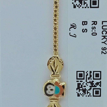 The Perfect Gold Bracelet for Your Little One: Tradition Meets Elegance