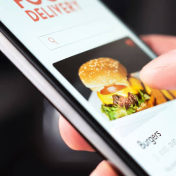 Transforming Local Businesses: How Home Delivery Services Revolutionize the Indian Retail Landscape